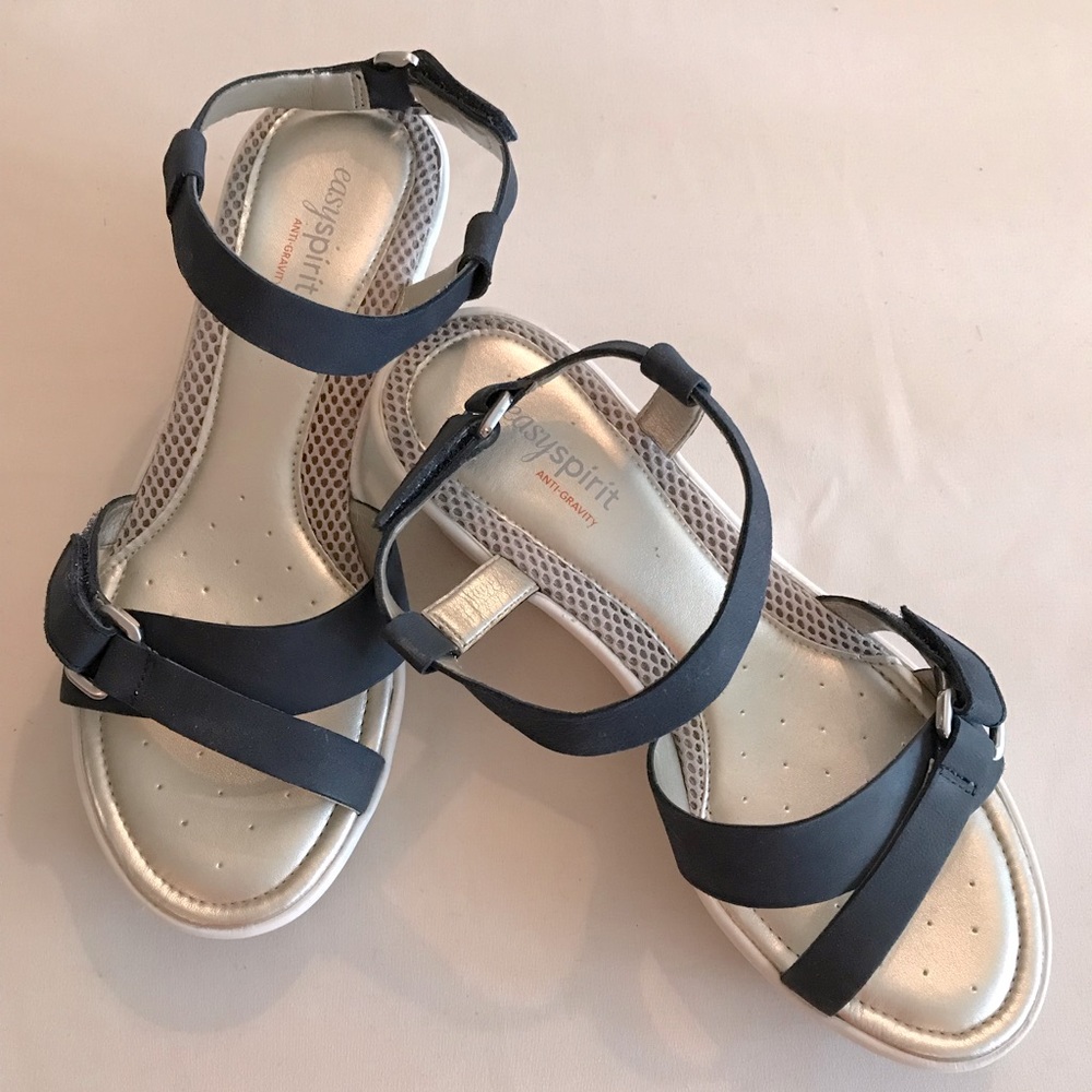 Easy Spirit Wedge Sandal Velcro straps